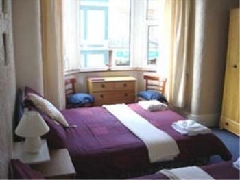 Clarron House Hotel4