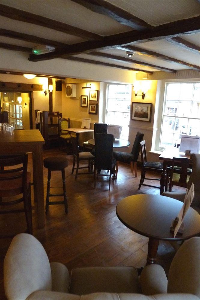 Ye Olde Talbot Hotel2