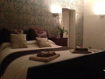 Collin Country House4