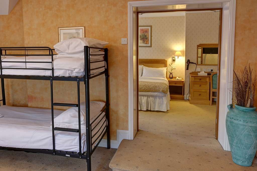 Hadlow Manor Hotel2