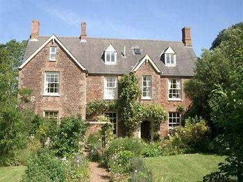 Woodford House1