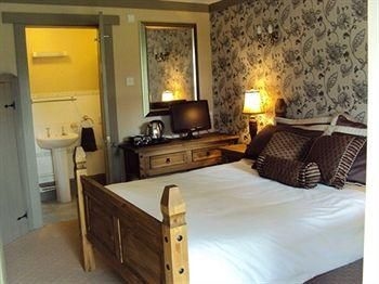The Henley Lodge1