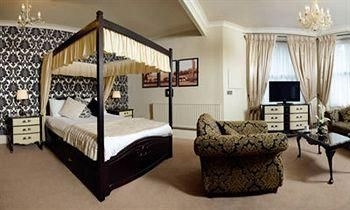 Stags Head Hotel0