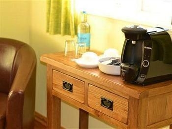 Wisteria Cottage B&B3