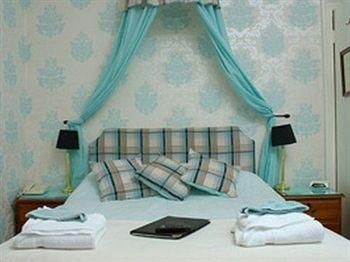 Astor House - Guest house1