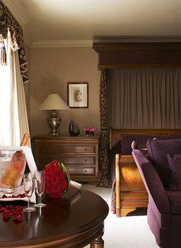 Brandshatch Place Hotel & Spa1