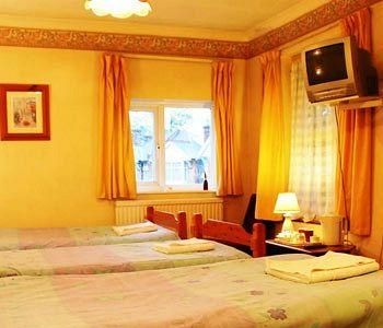Lynwood Guest House2