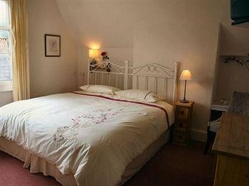 The Lorna Doone Hotel0