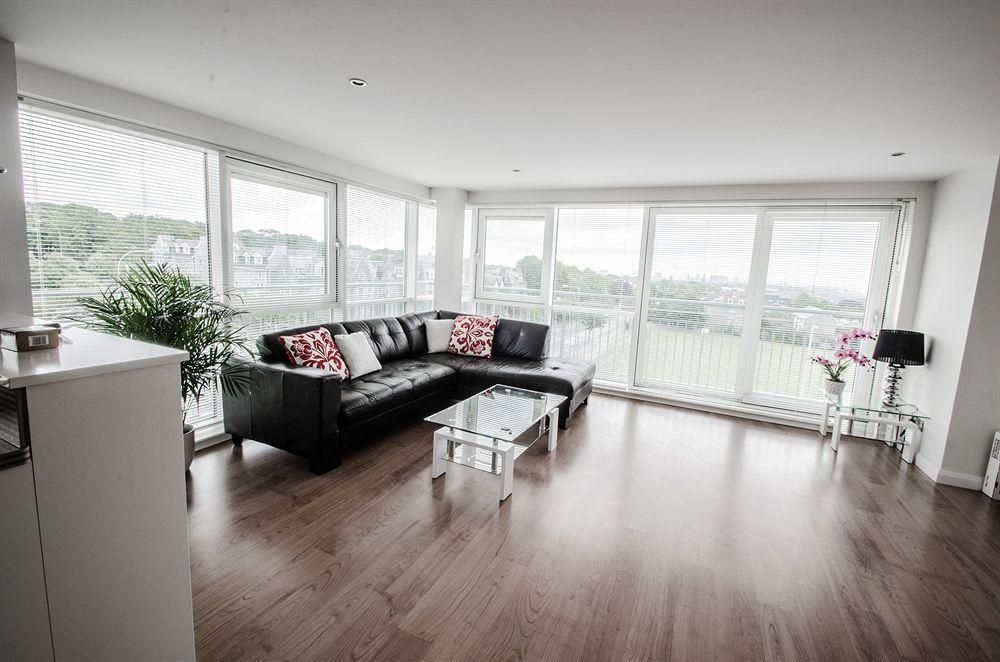 AM-PM Kepplestone Apartments1