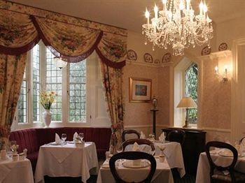 Rylstone Manor Hotel2