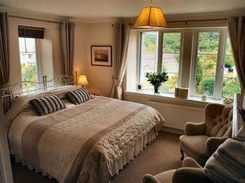 Hurlestone B&B4