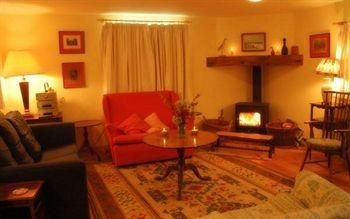 Caro's B & B3