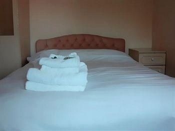 Shelford Lodge3