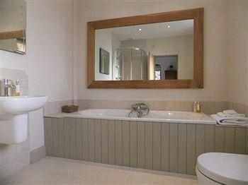 Newton House B&B2