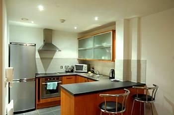 Base Serviced Apartments - Cumberland Street0