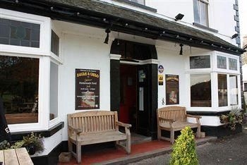 เดอะ อีเกิล แอนด์ ไชลด์ อินน์ (The Eagle and Child Inn)0