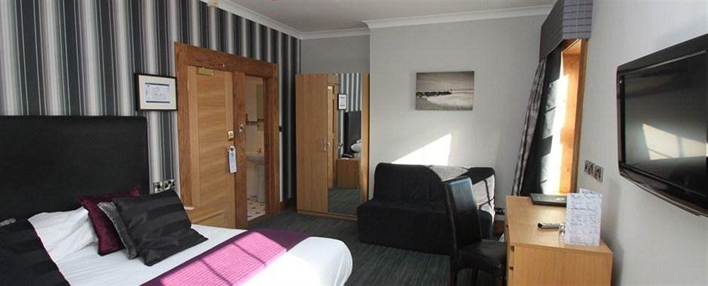 Balmer Lawn Hotel1