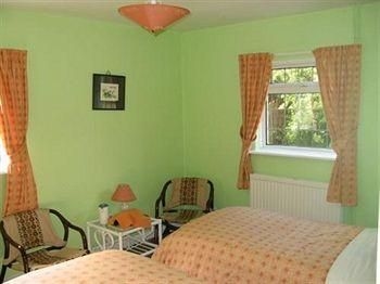 Wayside B&B4