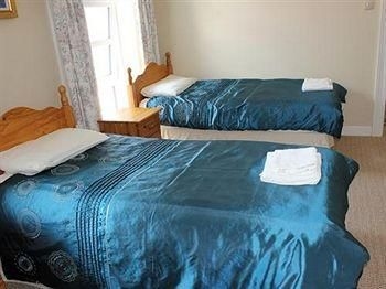 The Village Bed & Breakfast4