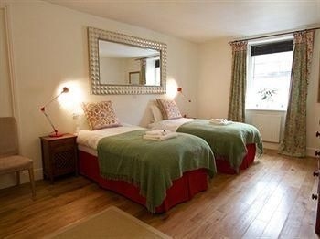 The Red Lion1