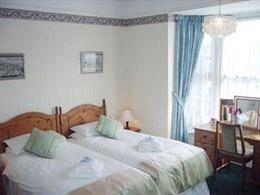 St George's House Hotel3