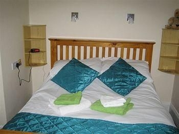 Lacey's Guest House4
