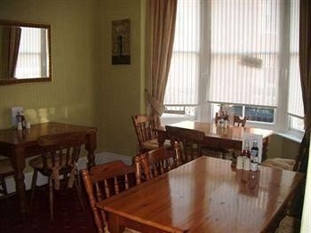Linden Lodge0
