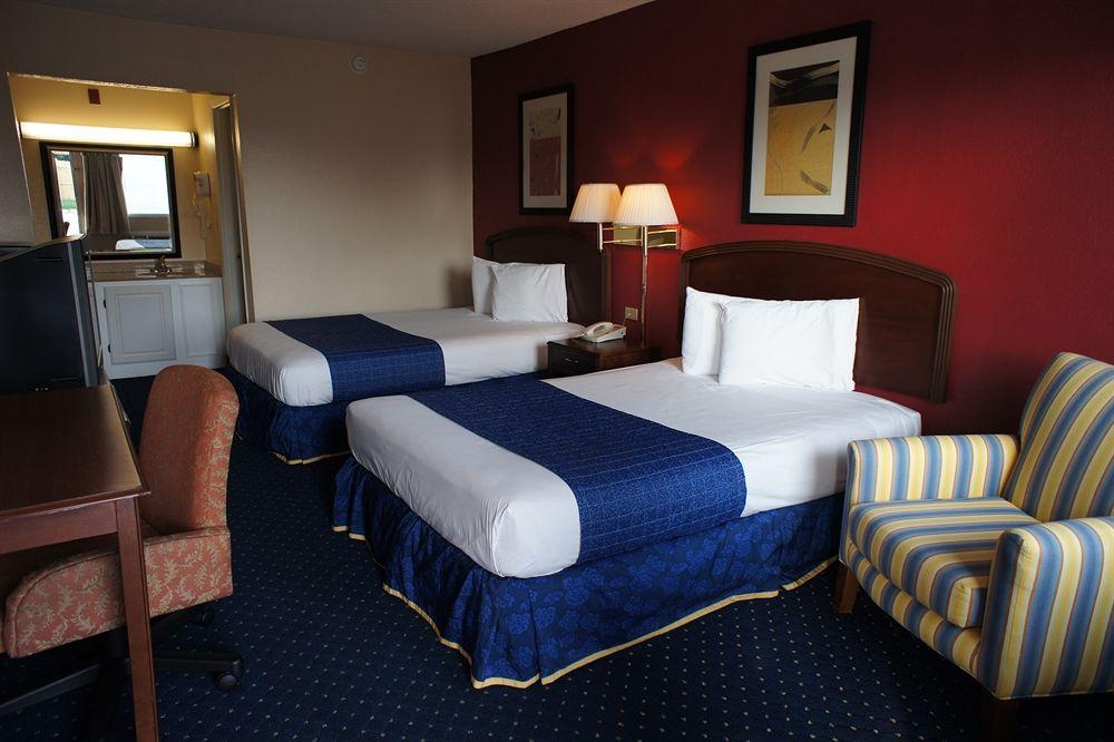 Magnuson Hotel Norfolk Airport3