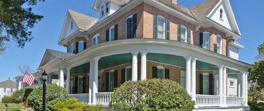 The Pack House Inn2