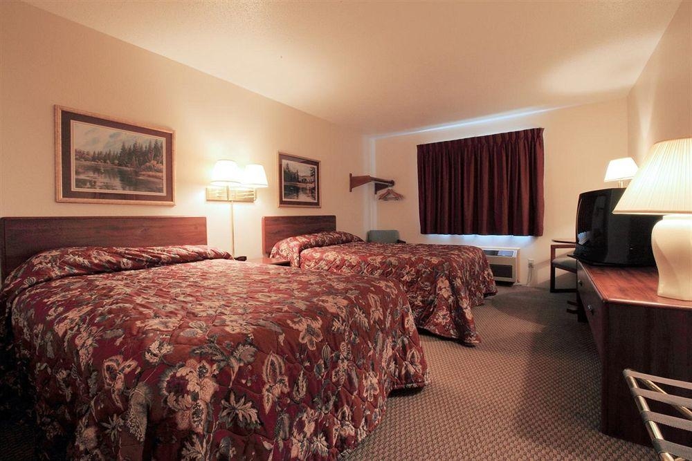 Americas Best Value Inn- Ironwood2