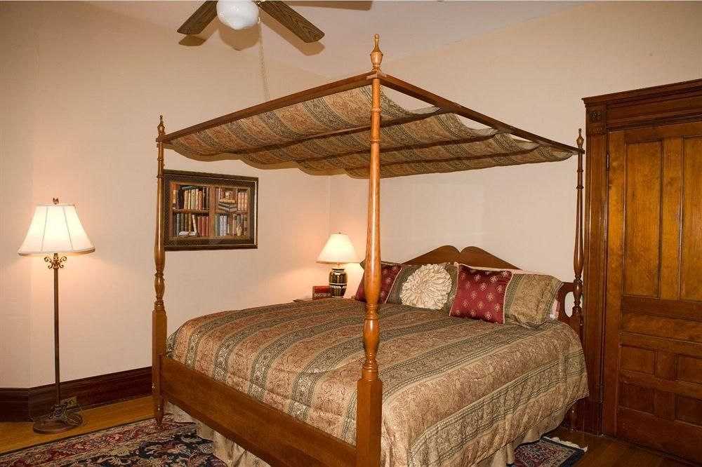 Philip W. Smith Bed & Breakfast0