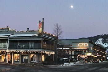 Ranch Inn3