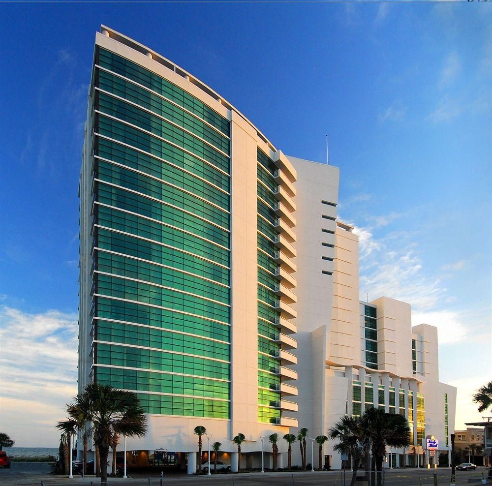Sandy Beach Resort4