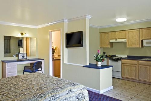 AMERICAS BEST VALUE INN1