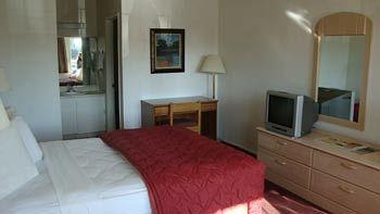 Skyway Inn SeaTac1