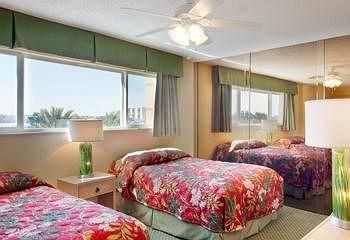 OUTRIGGER BEACH CLUB2