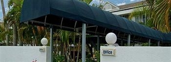 Sarasota Suites1