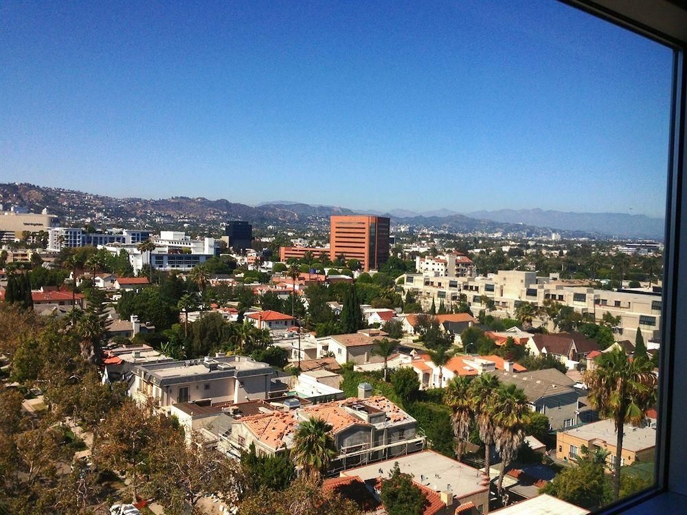 90210 @ Blu Beverly Hills Apartments1