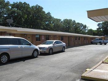 Western Skies Motel1