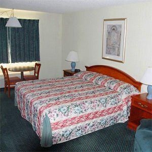 Country Pride Inn Delafield4