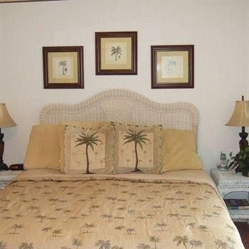 Portside Beach Resort3