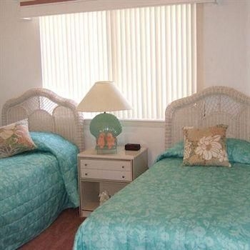 Portside Beach Resort2