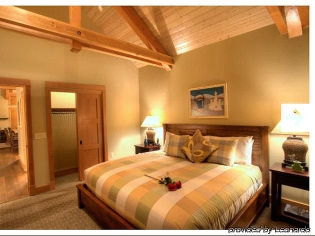 Lodges at Cannon Beach3