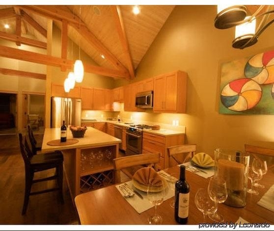 Lodges at Cannon Beach1