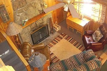 Pine Haven Resort4