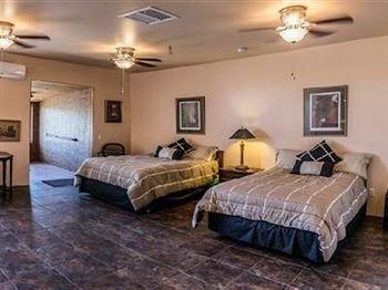 Turtle Back Mesa Bed & Breakfast4