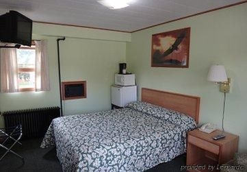 Pine Ridge Motel4