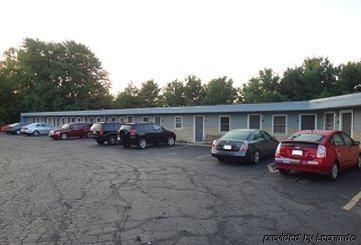 Pine Ridge Motel1