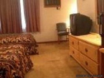 Oswego Inn2