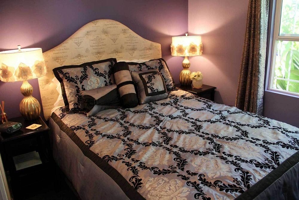 Cinema Suites Bed & Breakfast0